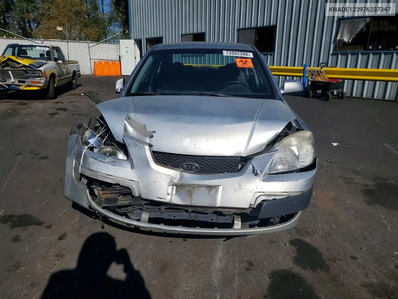 2007 KIA RIO VIN KNADE123976237347 — фото 5