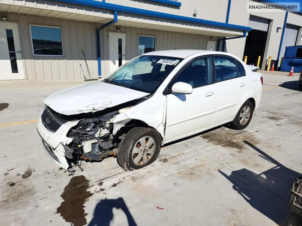KIA RIO 2011, VIN KNADH4B35B6924889