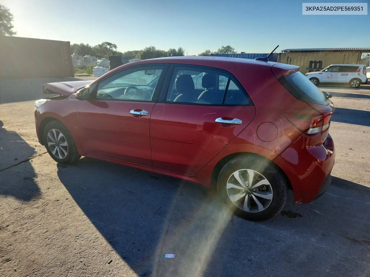 2023 KIA RIO VIN 3KPA25AD2PE569351 — фото 2