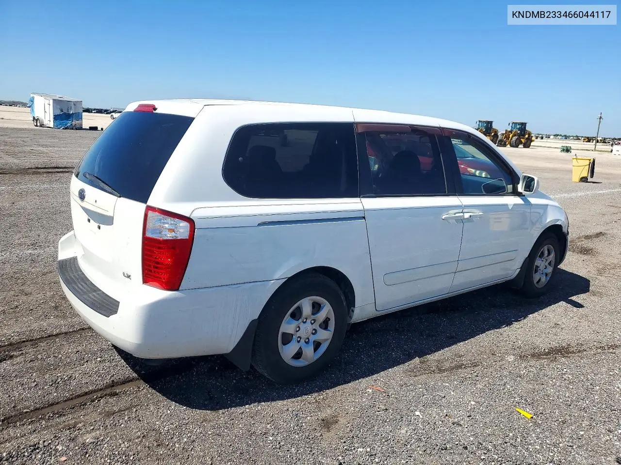 2006 KIA SEDONA VIN KNDMB233466044117 — фото 3