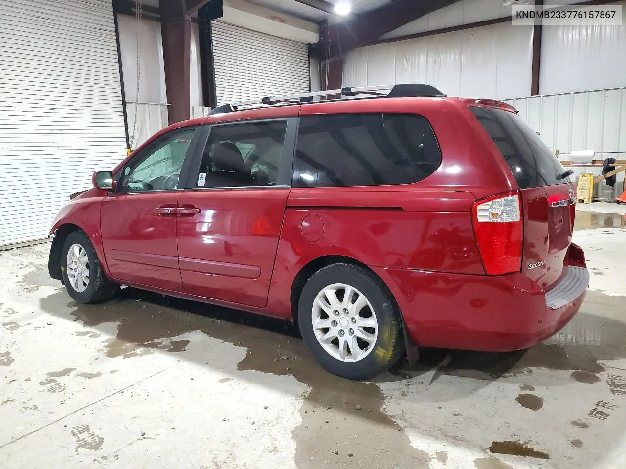 2007 KIA SEDONA VIN KNDMB233776157867 — фото 2
