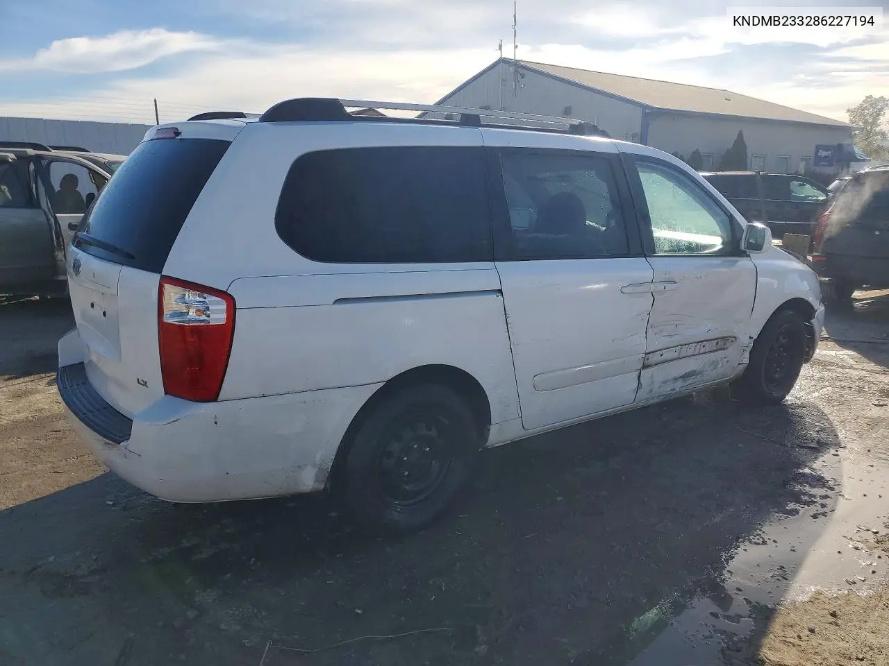 2008 KIA SEDONA VIN KNDMB233286227194 — фото 3