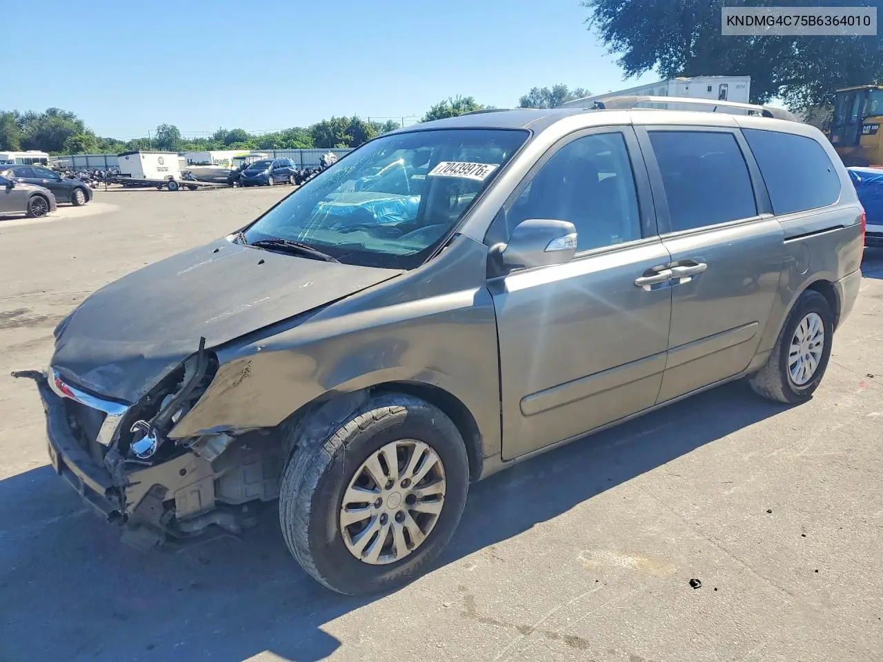 KIA SEDONA 2011, VIN KNDMG4C75B6364010