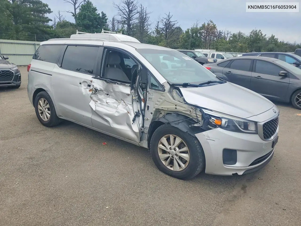 2015 KIA SEDONA VIN KNDMB5C16F6053904 — фото 4