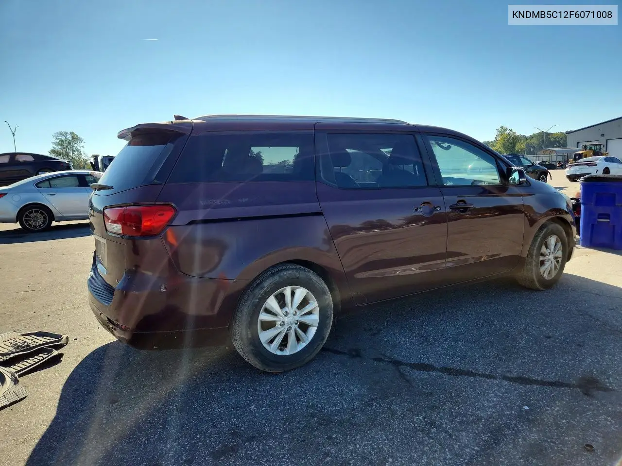 2015 KIA SEDONA VIN KNDMB5C12F6071008 — фото 3