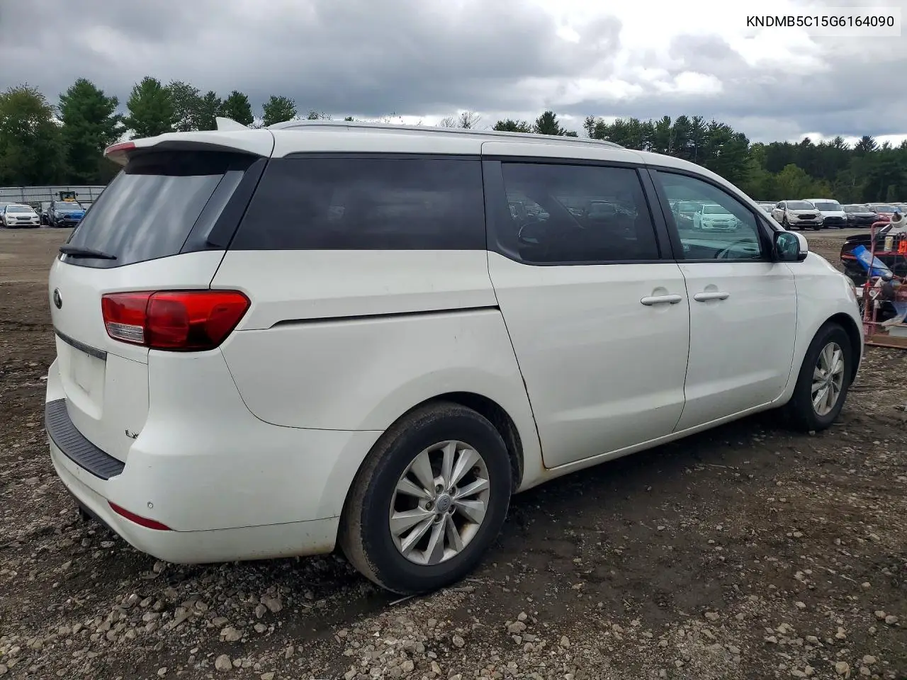 2016 KIA SEDONA VIN KNDMB5C15G6164090 — фото 3