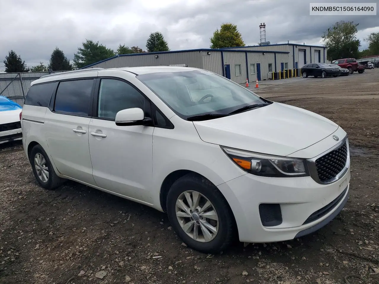 2016 KIA SEDONA VIN KNDMB5C15G6164090 — фото 4