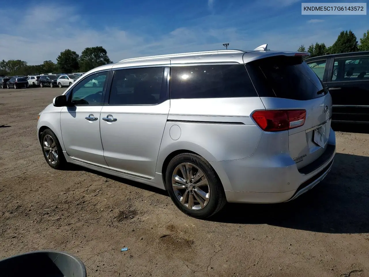 2016 KIA SEDONA VIN KNDME5C17G6143572 — фото 2