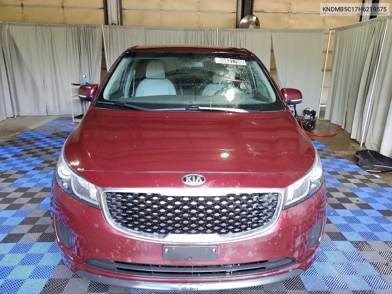 2017 KIA SEDONA VIN KNDMB5C17H6219575 — фото 5
