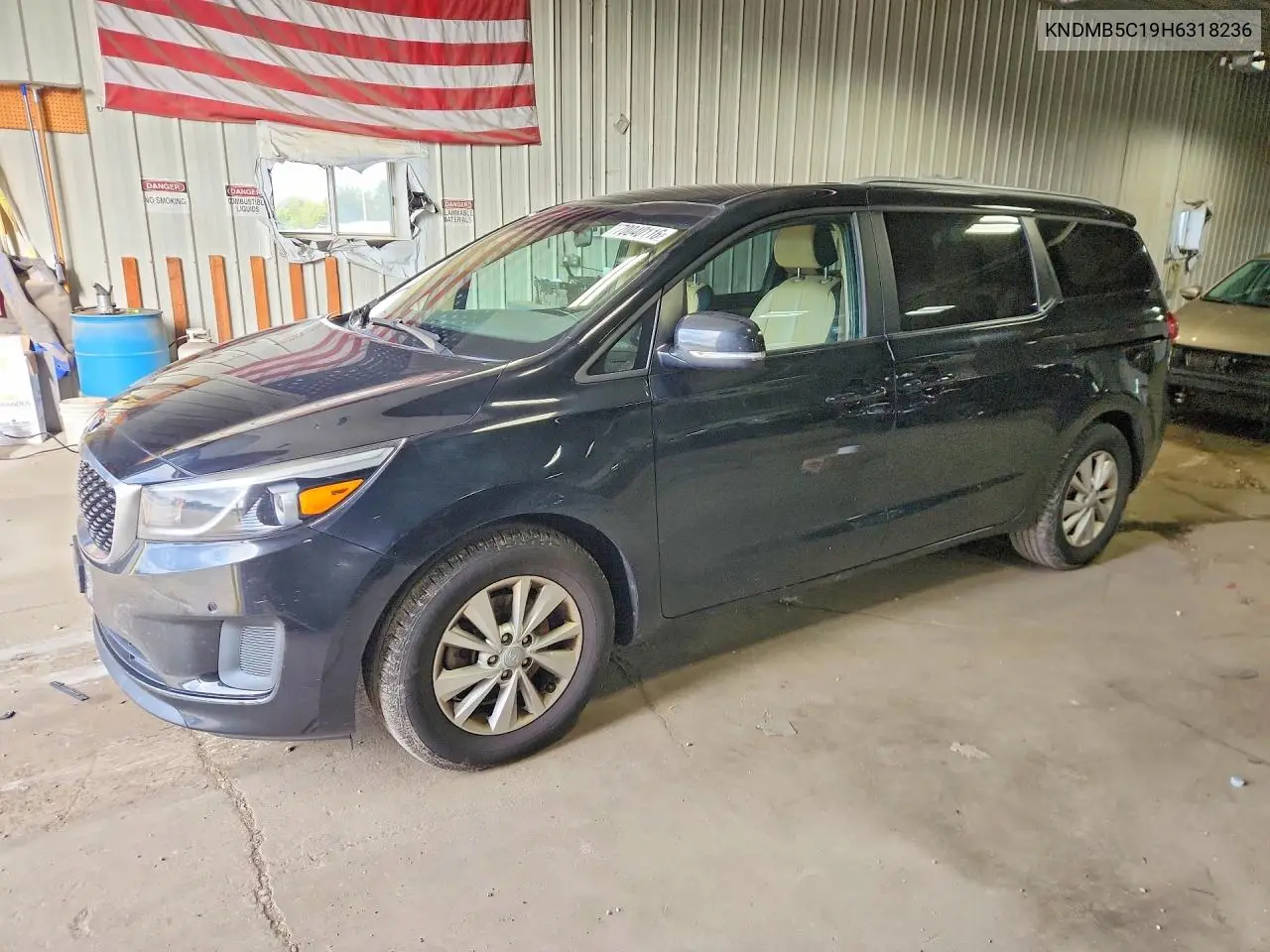 KIA SEDONA 2017, VIN KNDMB5C19H6318236