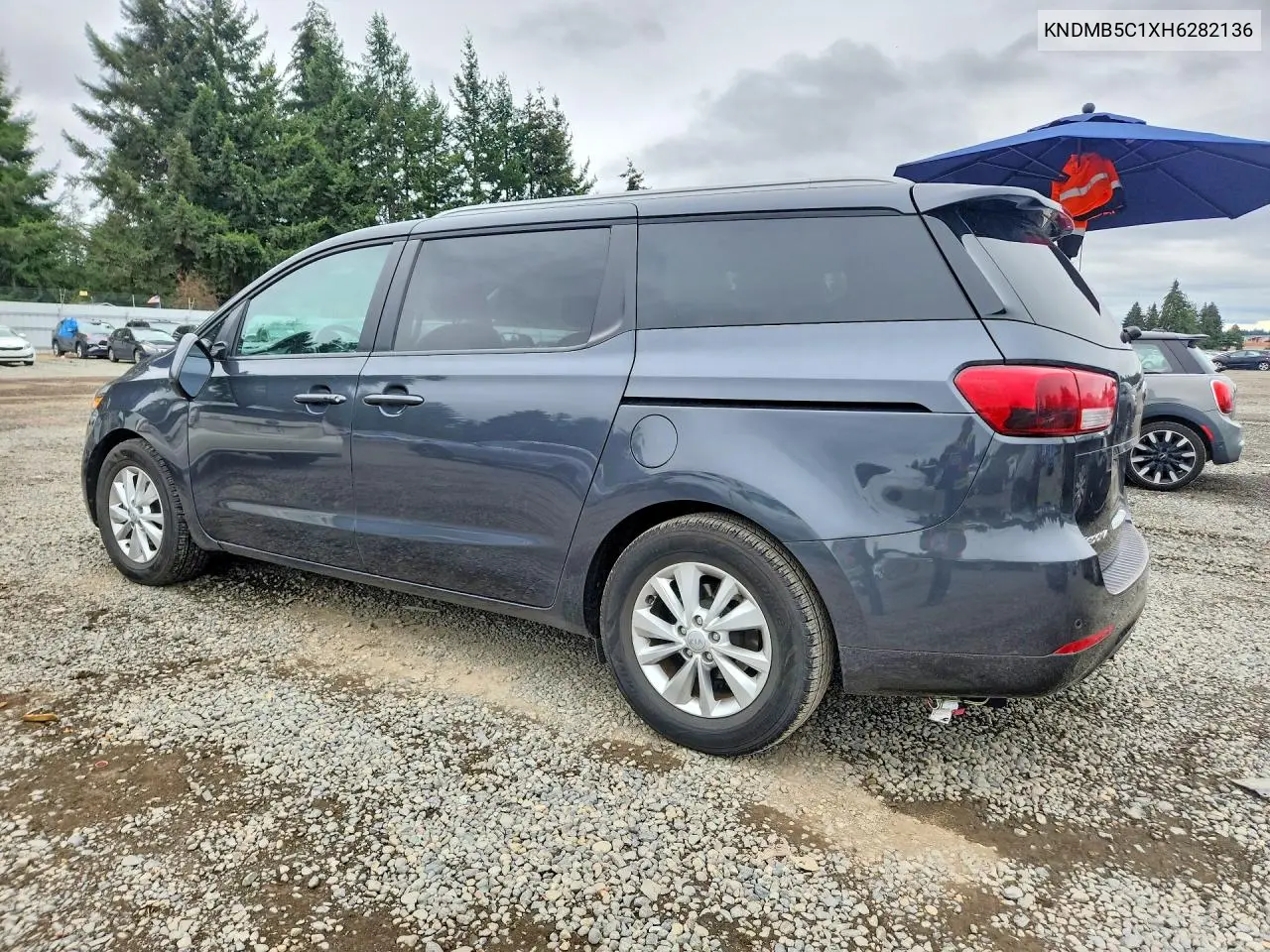 2017 KIA SEDONA VIN KNDMB5C1XH6282136 — фото 2