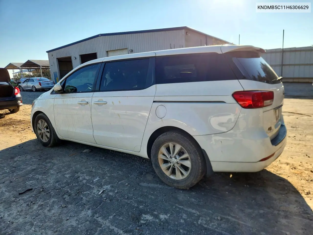 2017 KIA SEDONA VIN KNDMB5C11H6306629 — фото 2