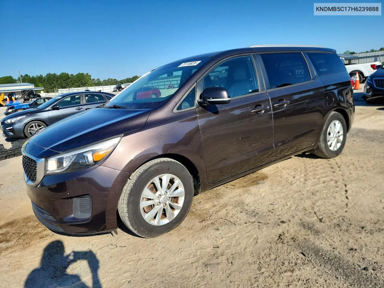 KIA SEDONA 2017, VIN KNDMB5C17H6239888
