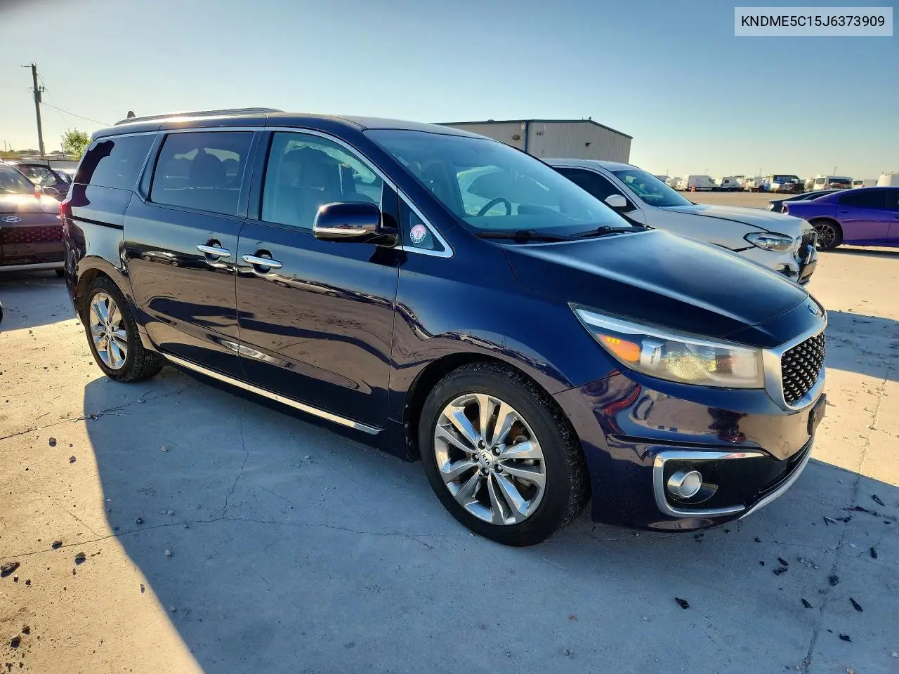 2018 KIA SEDONA VIN KNDME5C15J6373909 — фото 4