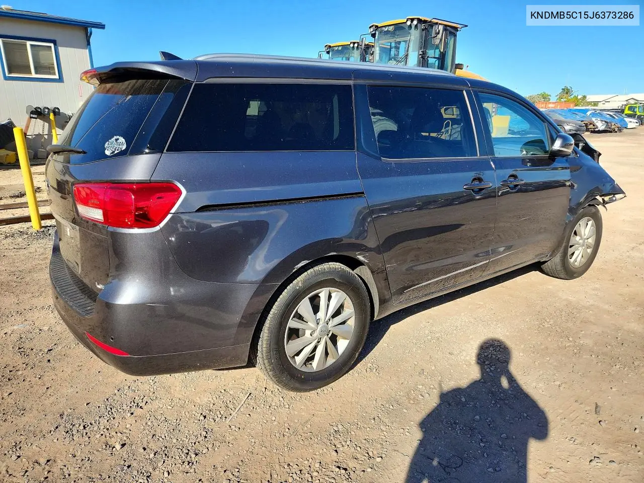 2018 KIA SEDONA VIN KNDMB5C15J6373286 — фото 3