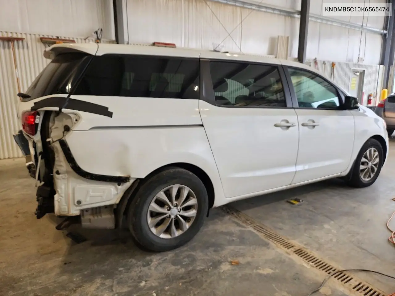2019 KIA SEDONA VIN KNDMB5C10K6565474 — фото 3