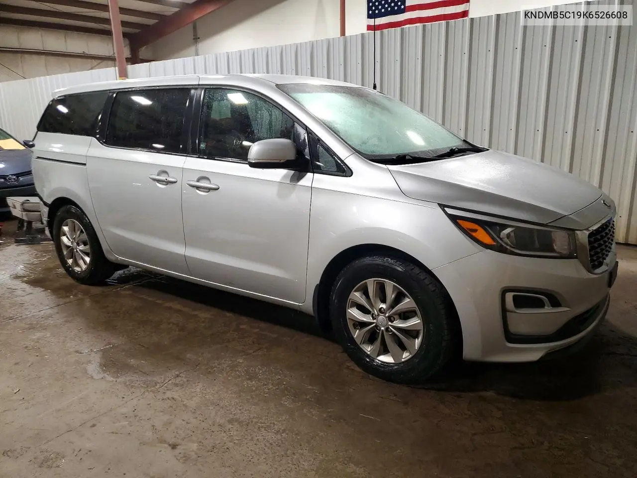 2019 KIA SEDONA VIN KNDMB5C19K6526608 — фото 4