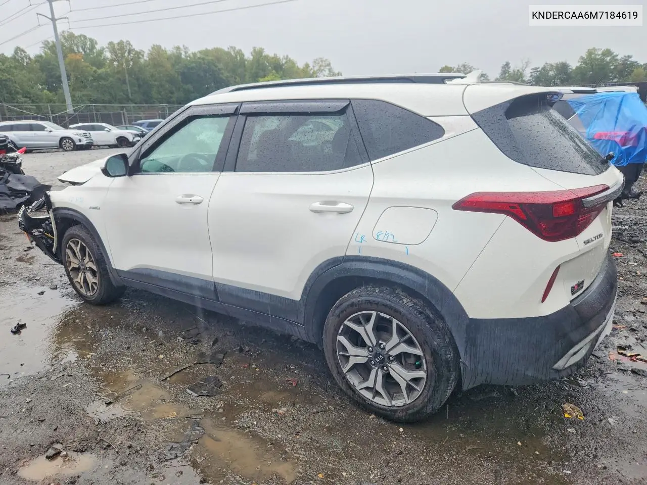 2021 KIA SELTOS VIN KNDERCAA6M7184619 — фото 2