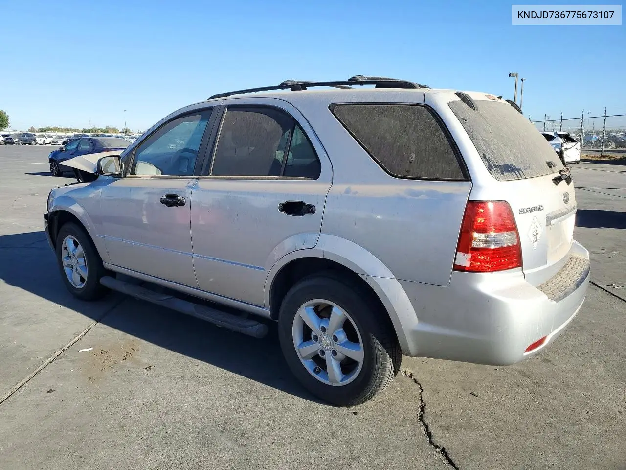 2007 KIA SORENTO VIN KNDJD736775673107 — фото 2