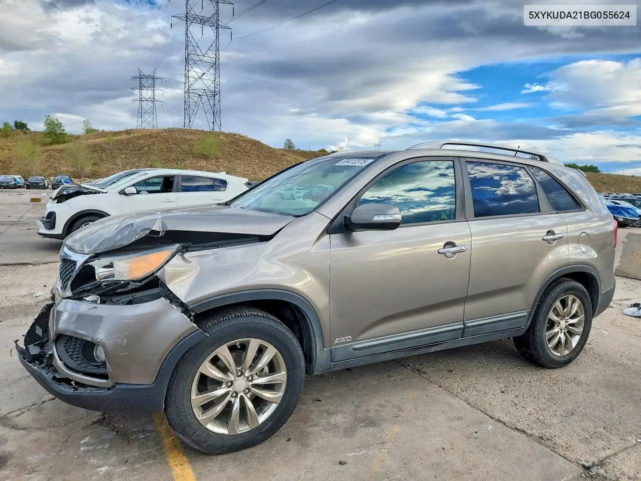 KIA SORENTO 2011, VIN 5XYKUDA21BG055624