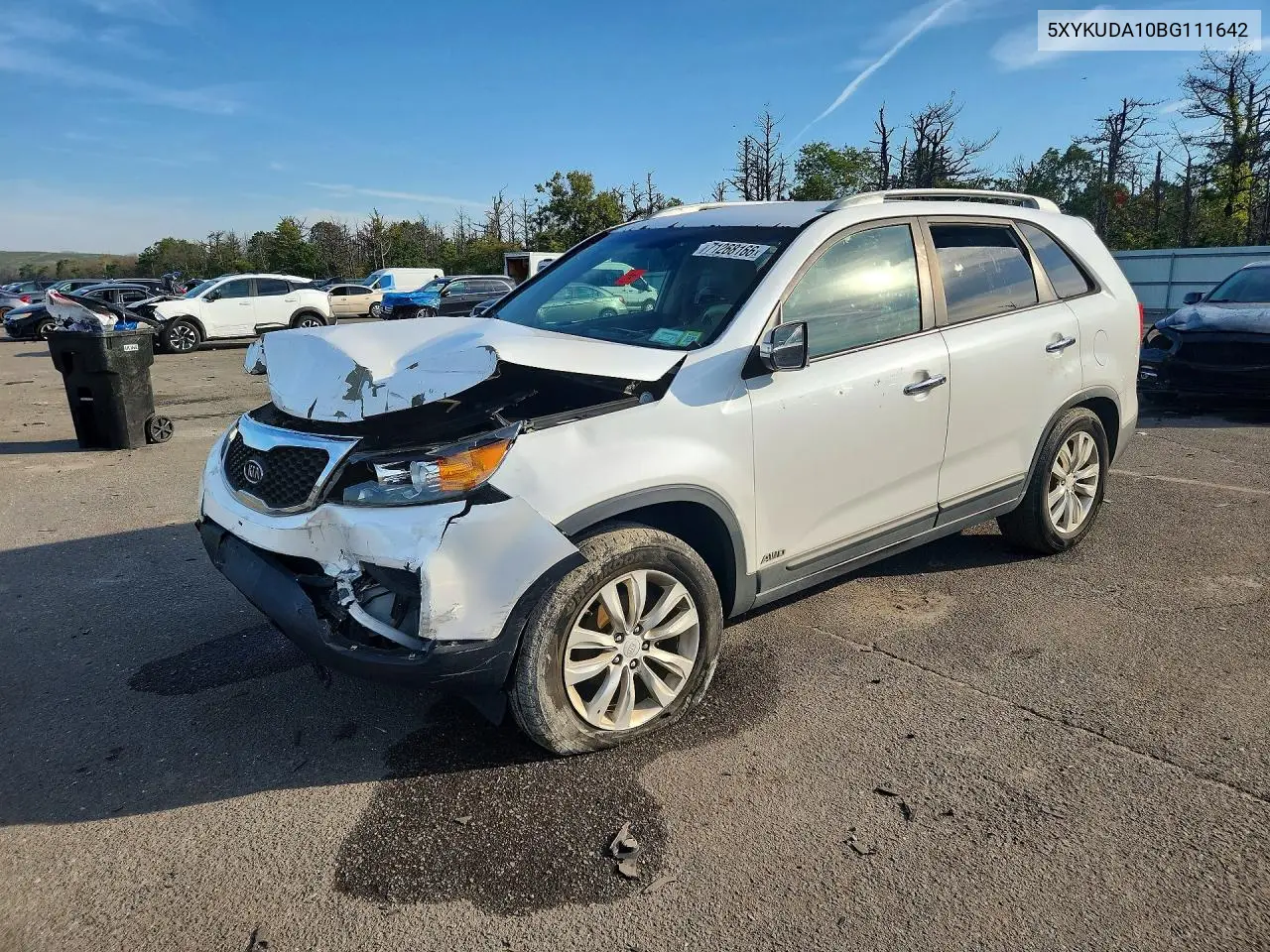 KIA SORENTO 2011, VIN 5XYKUDA10BG111642
