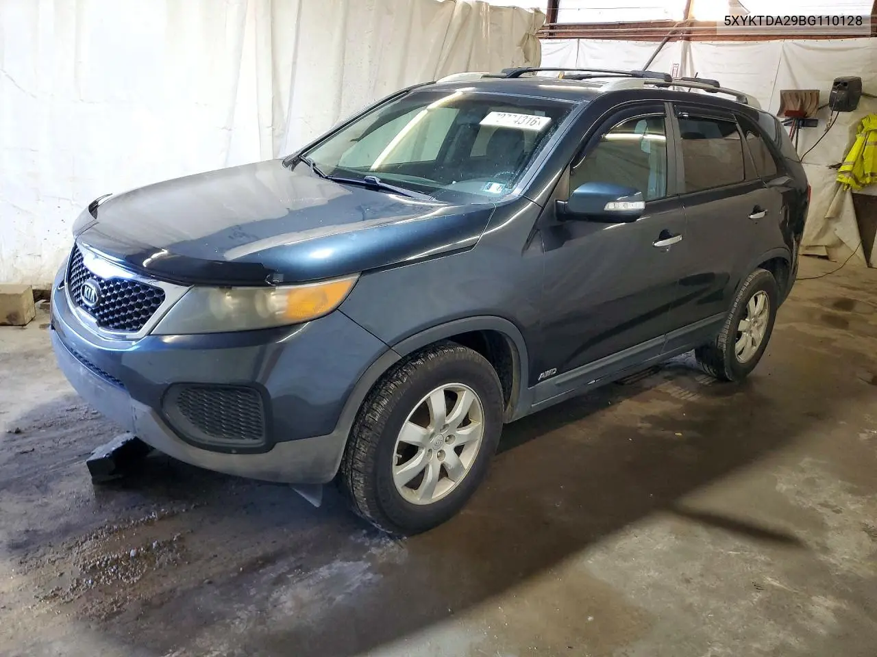 KIA SORENTO 2011, VIN 5XYKTDA29BG110128