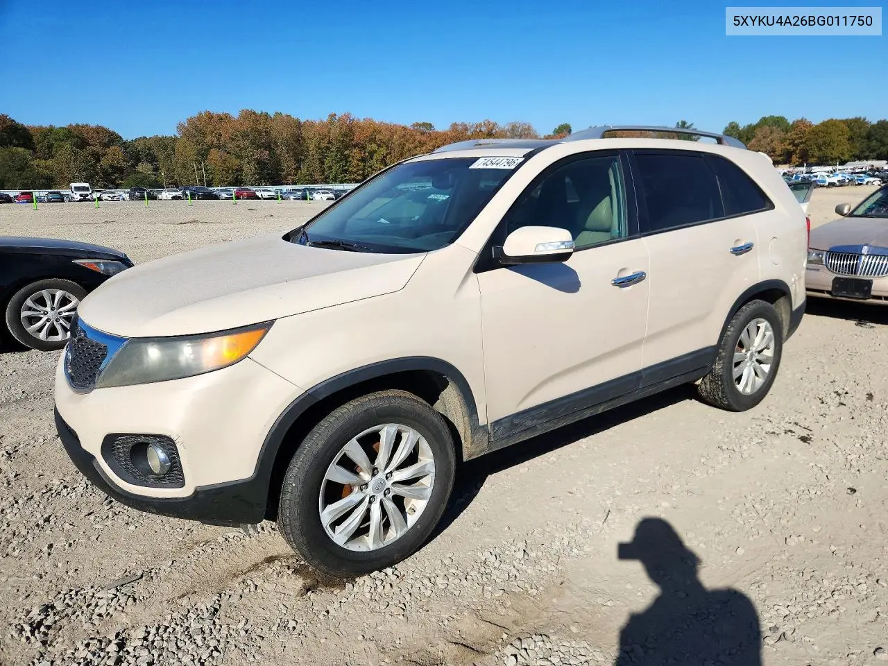KIA SORENTO 2011, VIN 5XYKU4A26BG011750