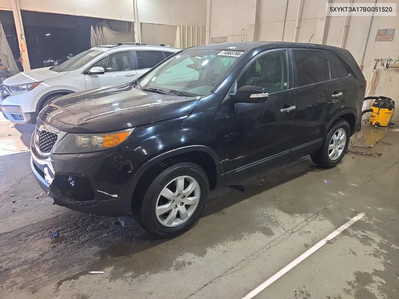 KIA SORENTO 2011, VIN 5XYKT3A17BG051520