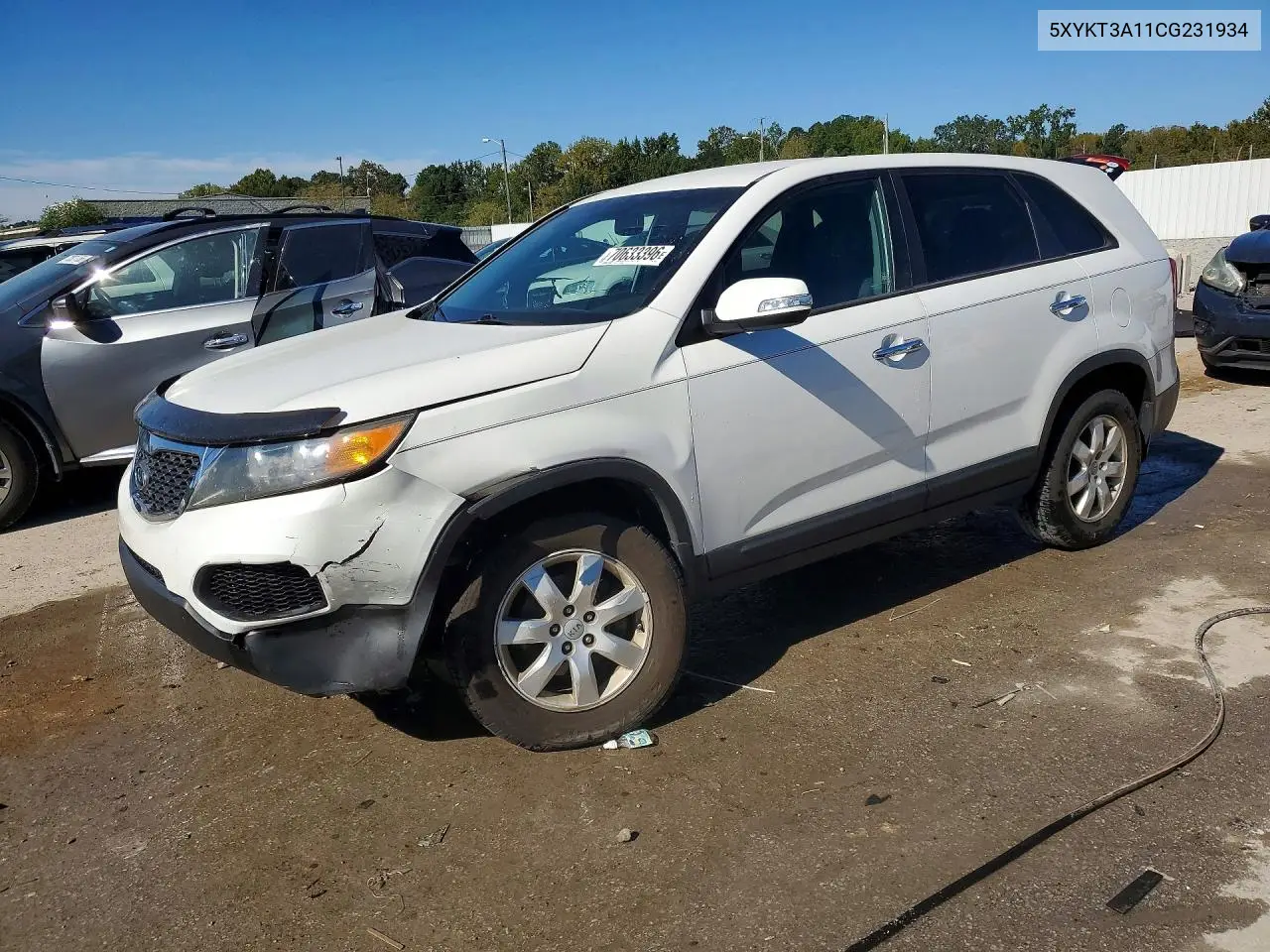 KIA SORENTO 2012, VIN 5XYKT3A11CG231934