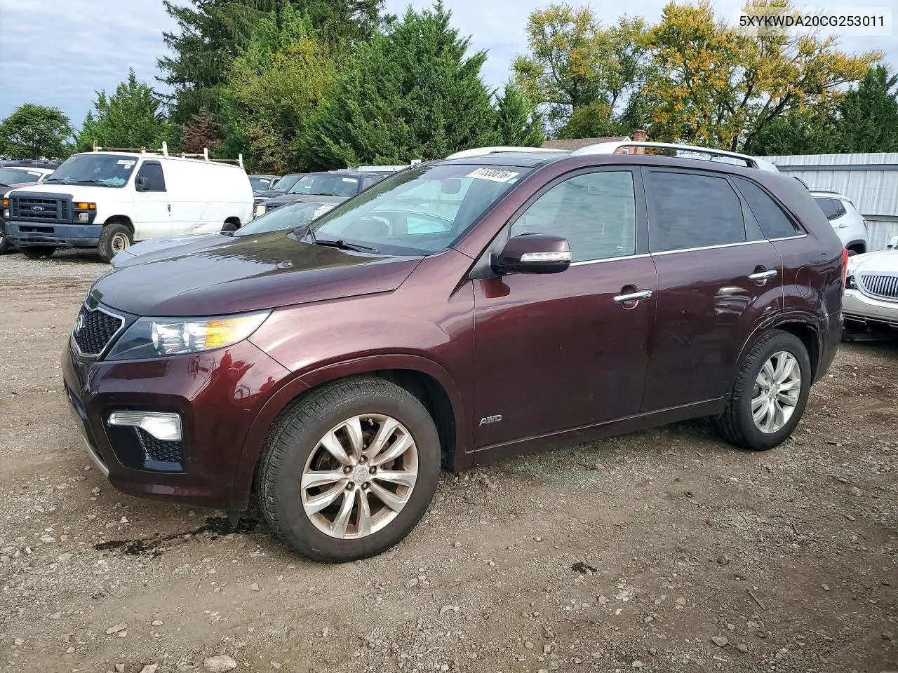 KIA SORENTO 2012, VIN 5XYKWDA20CG253011