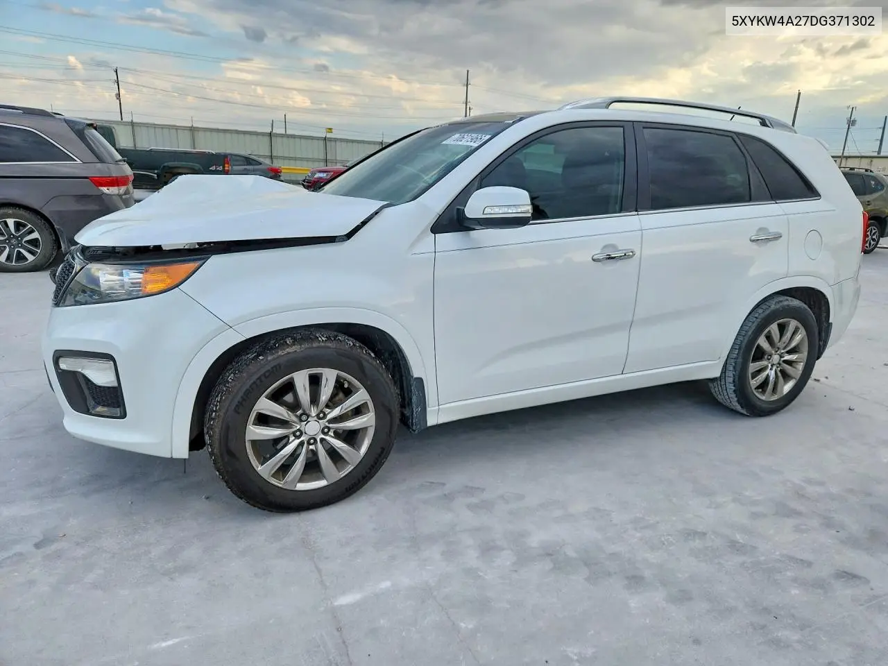 KIA SORENTO 2013, VIN 5XYKW4A27DG371302
