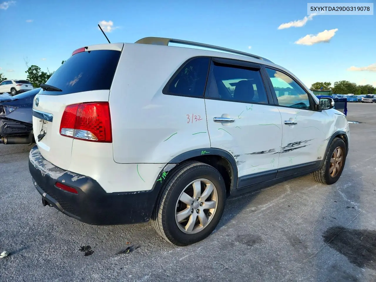 2013 KIA SORENTO VIN 5XYKTDA29DG319078 — фото 3