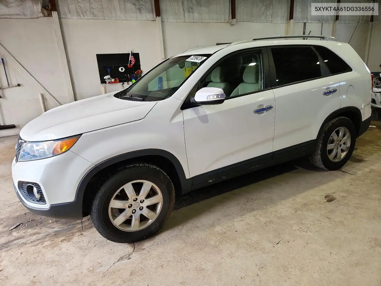 KIA SORENTO 2013, VIN 5XYKT4A61DG336556