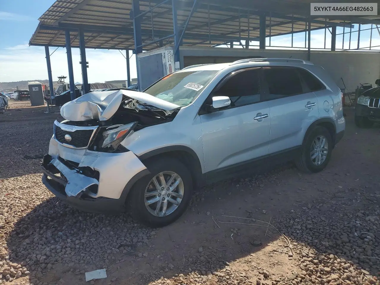 KIA SORENTO 2014, VIN 5XYKT4A66EG482663