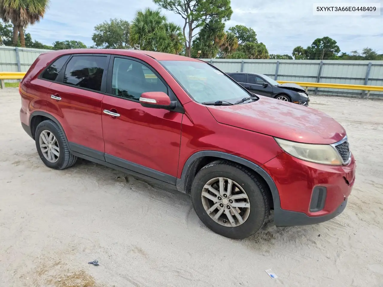 2014 KIA SORENTO VIN 5XYKT3A66EG448409 — фото 4