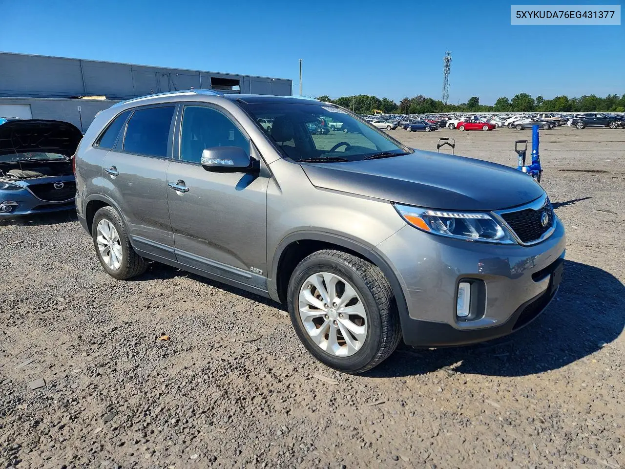 2014 KIA SORENTO VIN 5XYKUDA76EG431377 — фото 4