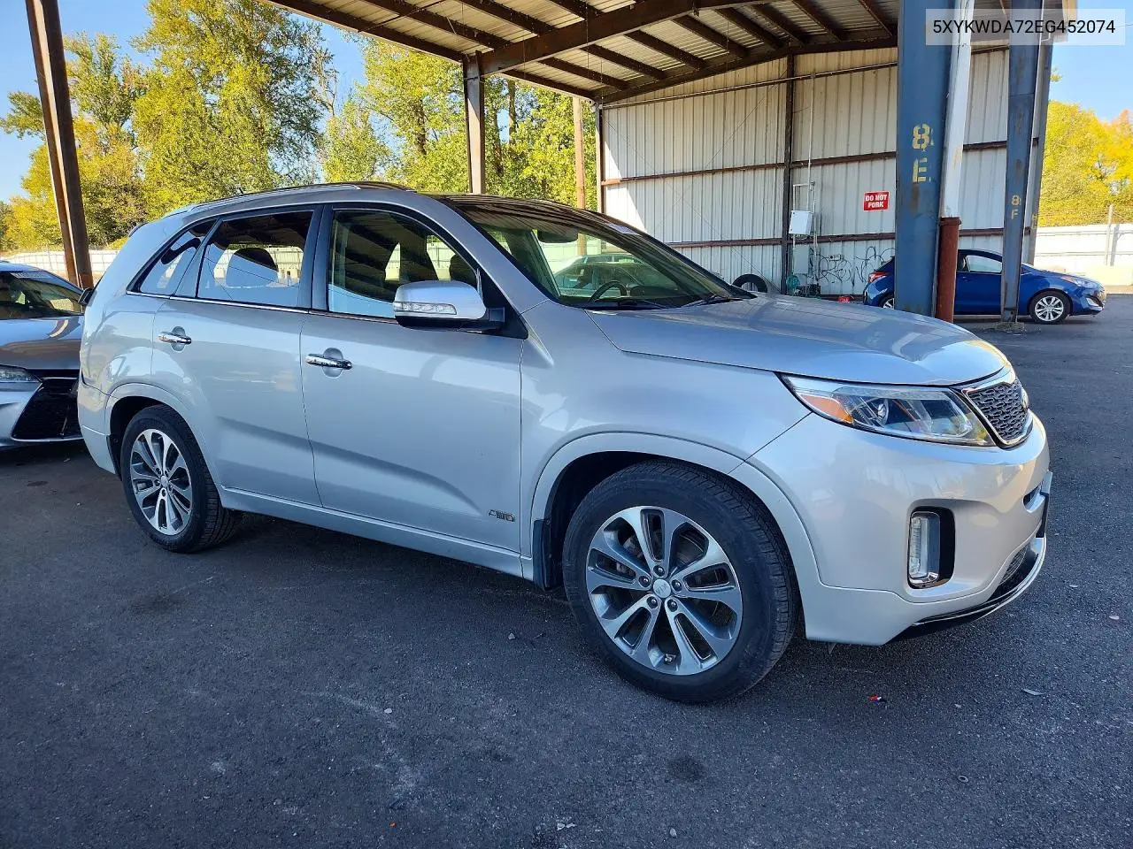 2014 KIA SORENTO VIN 5XYKWDA72EG452074 — фото 4