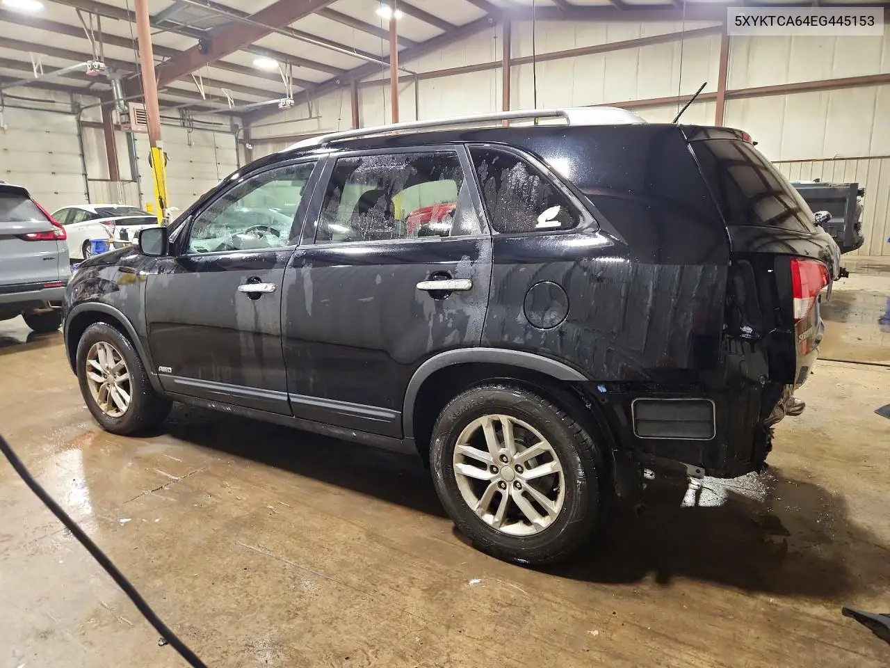 2014 KIA SORENTO VIN 5XYKTCA64EG445153 — фото 2