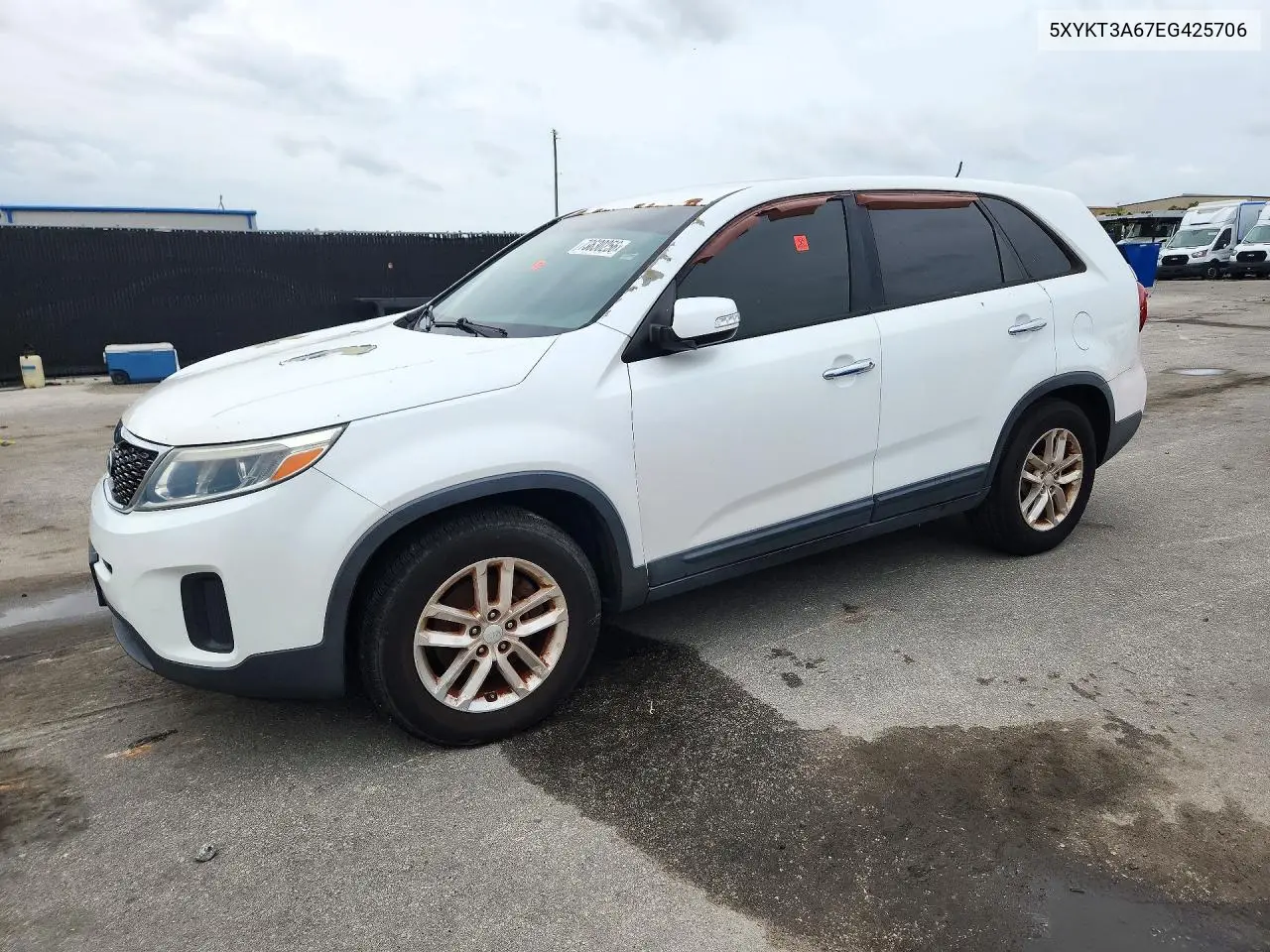 KIA SORENTO 2014, VIN 5XYKT3A67EG425706
