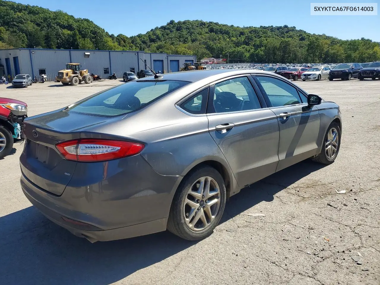 2015 KIA SORENTO VIN 5XYKTCA67FG614003 — фото 3