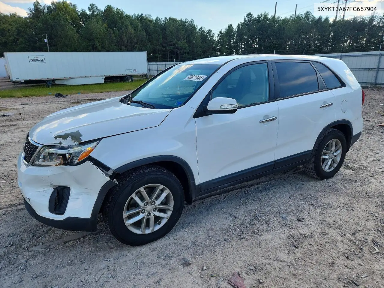KIA SORENTO 2015, VIN 5XYKT3A67FG657904
