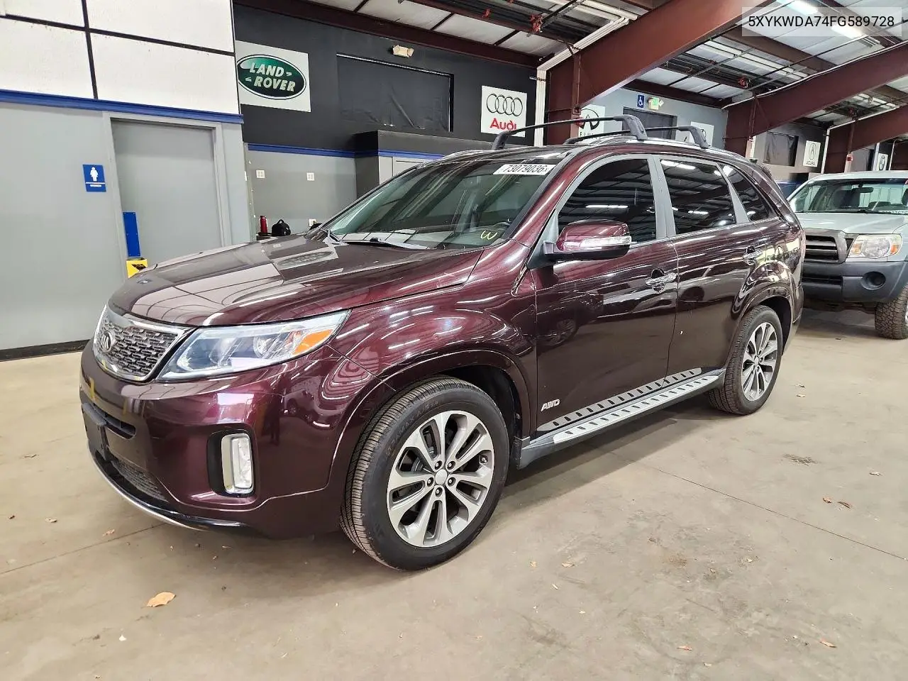 KIA SORENTO 2015, VIN 5XYKWDA74FG589728