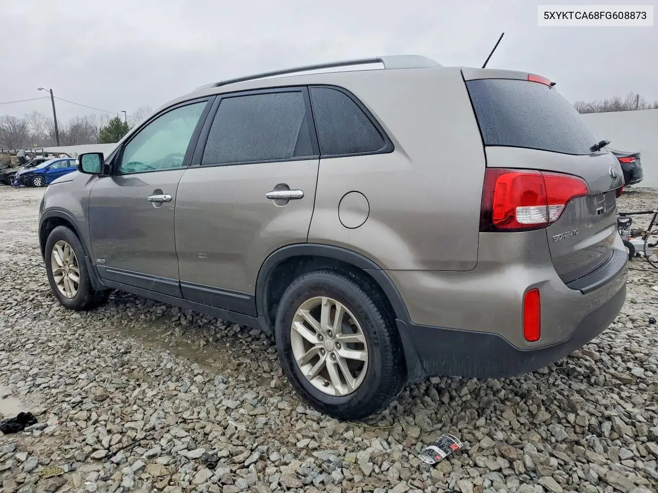 2015 KIA SORENTO VIN 5XYKTCA68FG608873 — фото 2