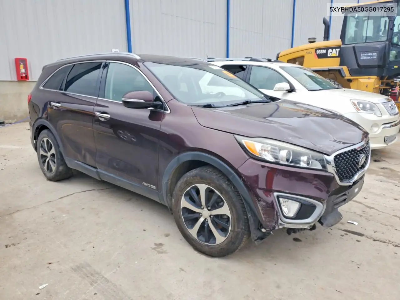 2016 KIA SORENTO VIN 5XYPHDA50GG017295 — фото 4