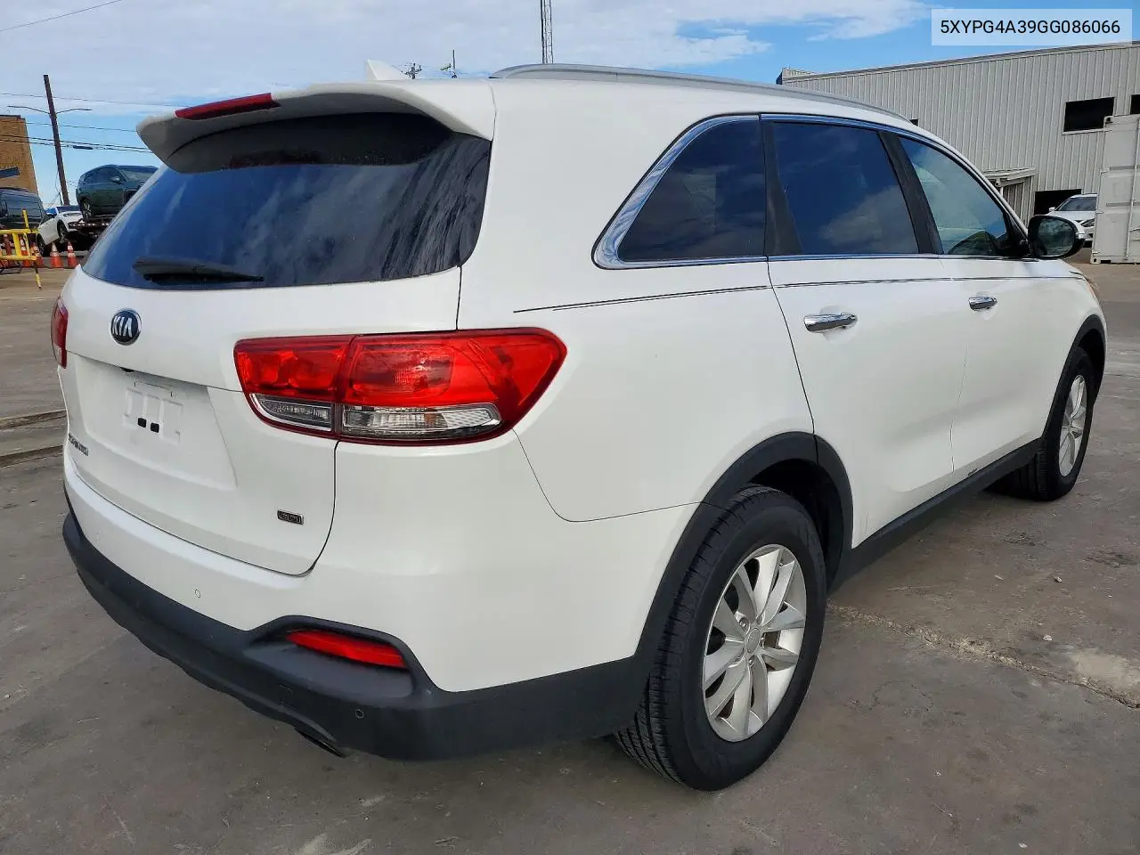2016 KIA SORENTO VIN 5XYPG4A39GG086066 — фото 3