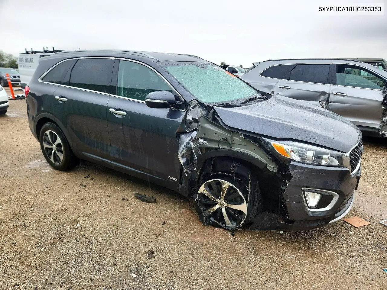 2017 KIA SORENTO VIN 5XYPHDA18HG253353 — фото 4