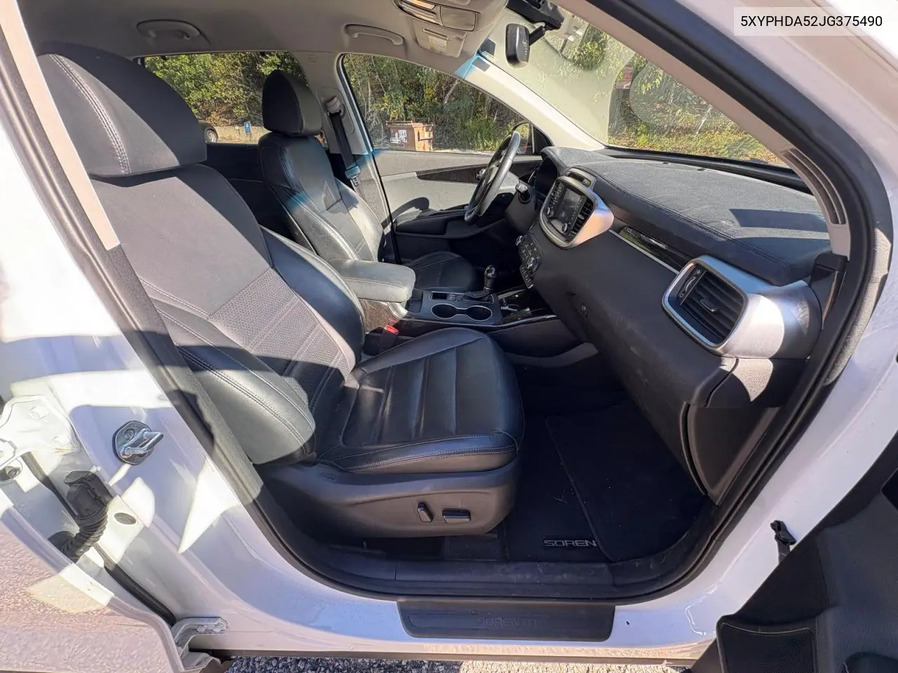 2018 KIA SORENTO VIN 5XYPHDA52JG375490 — фото 5