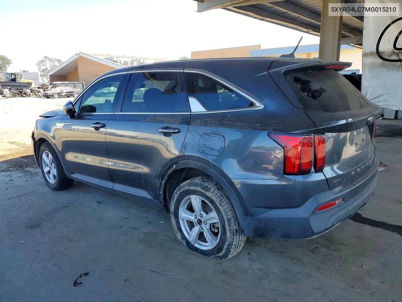 2021 KIA SORENTO VIN 5XYRG4LC7MG015210 — фото 2