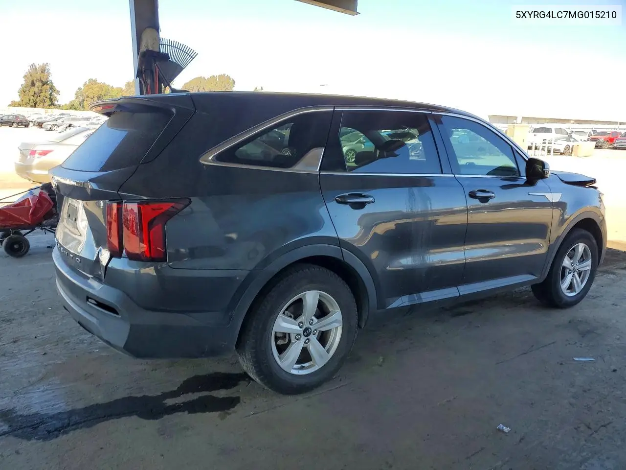 2021 KIA SORENTO VIN 5XYRG4LC7MG015210 — фото 3
