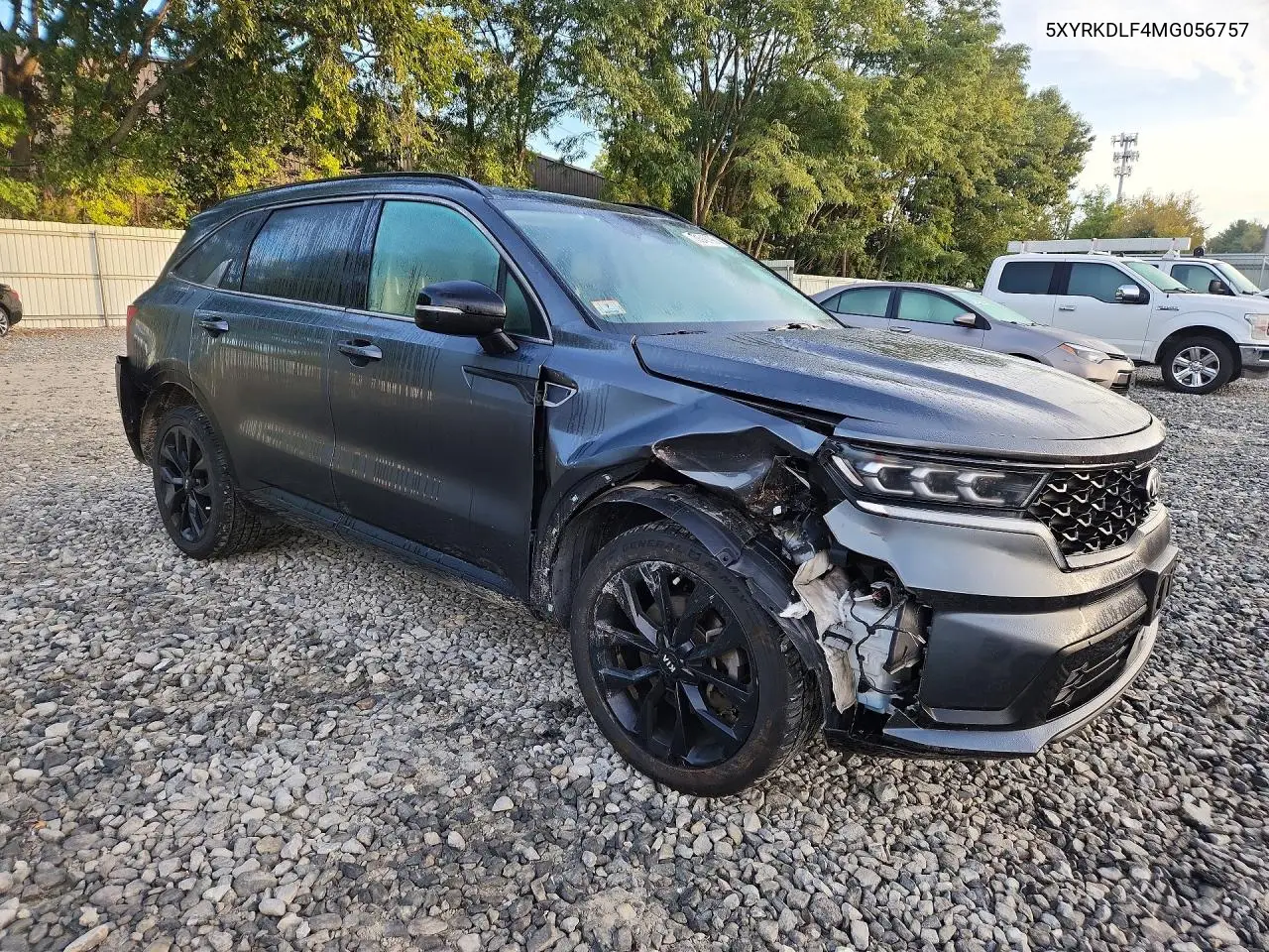 2021 KIA SORENTO VIN 5XYRKDLF4MG056757 — фото 4